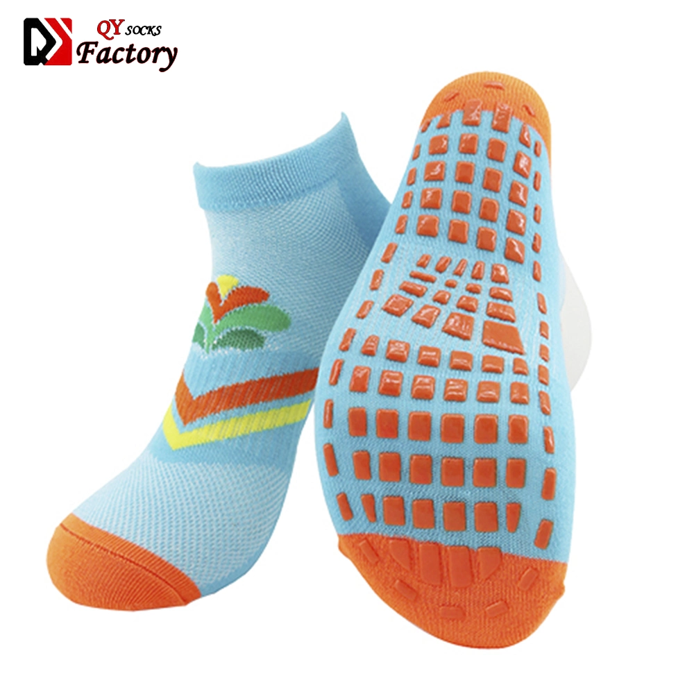 Wholesale Kids Adults Custom Anti Slip Socks Breathable Sports Cotton Socks Grip Trampoline Socks