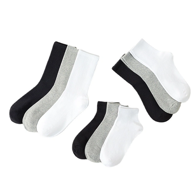 Men′s and Women′s Black and White Gray Spring and Summer Shallow Mouth Invisible Boat Socks All-Match Solid Color Socks Non-Slip Deodorant Cotton Socks Manufact